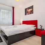 Cozy Kasper - Coresi Mall #brasov * Brasov