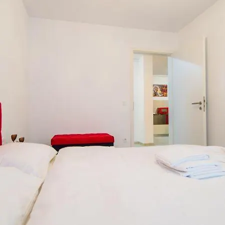 Апартаменти Kasper Apartments - Coresi Mall #Brasov *