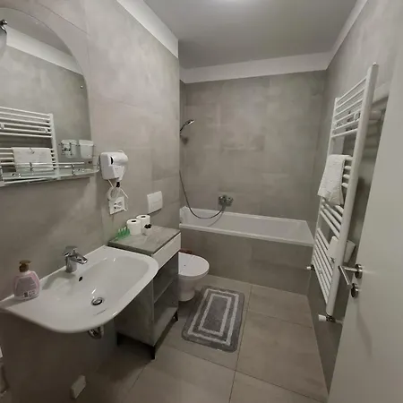 Kasper Apartments - Coresi Mall #Brasov Апартаменти *