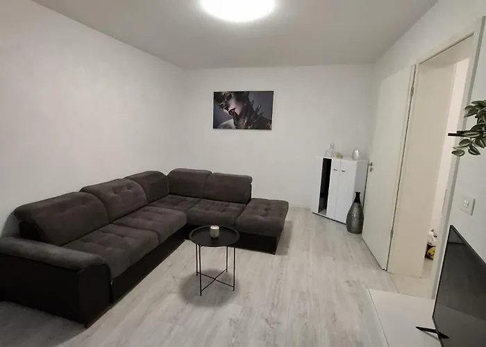 Kasper - Coresi Mall #brasov Apartment